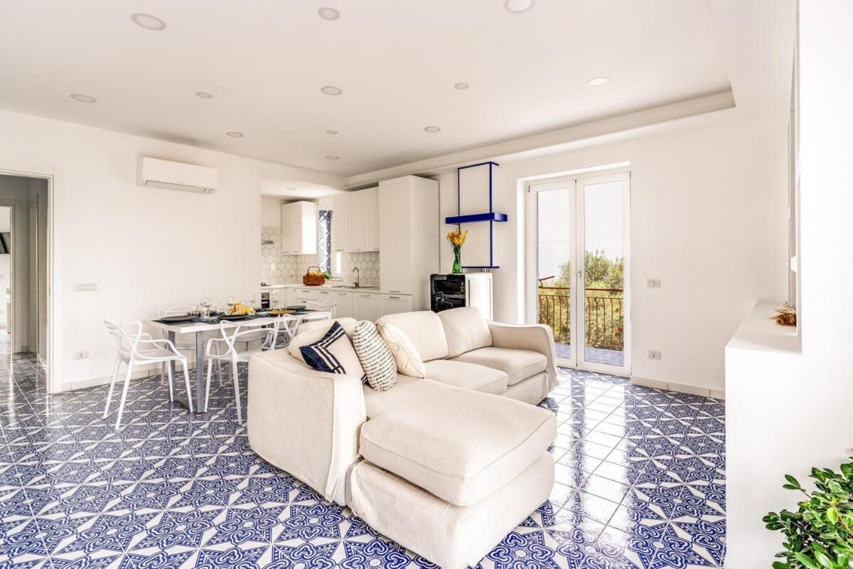 Nenni Apartment Соренто Екстериор снимка